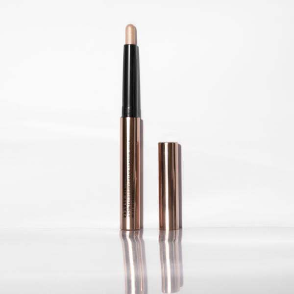 Wondercolour™ Longwear Cream Eyeshadow Stick in Beige Bombshell