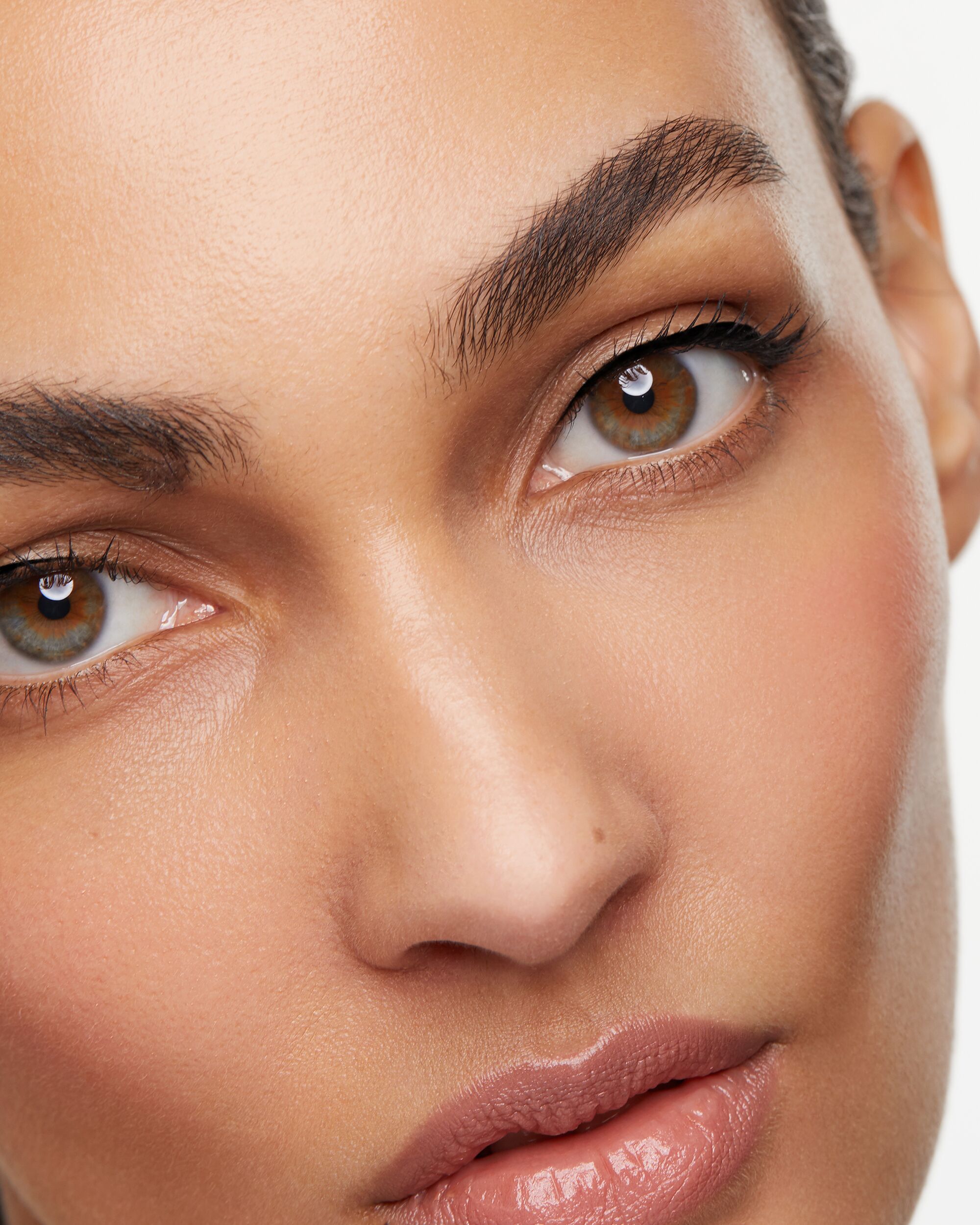 What the Flick How to do the perfect liquid eyeliner BEAUTY PIE US