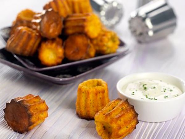 Recettes pas chères : Cannelés au fromage frais et tomates confites