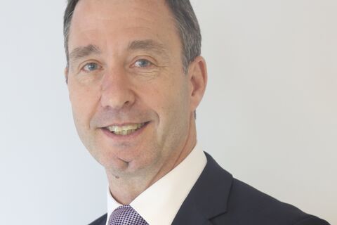 Ian_Deans