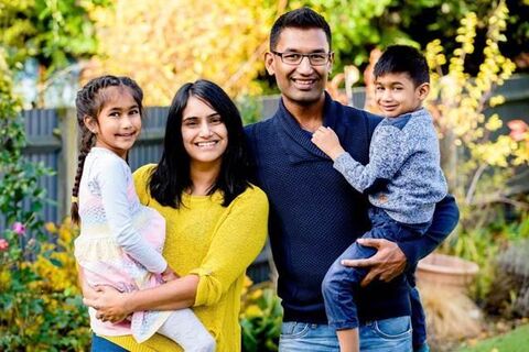 Veer&Family_image1
