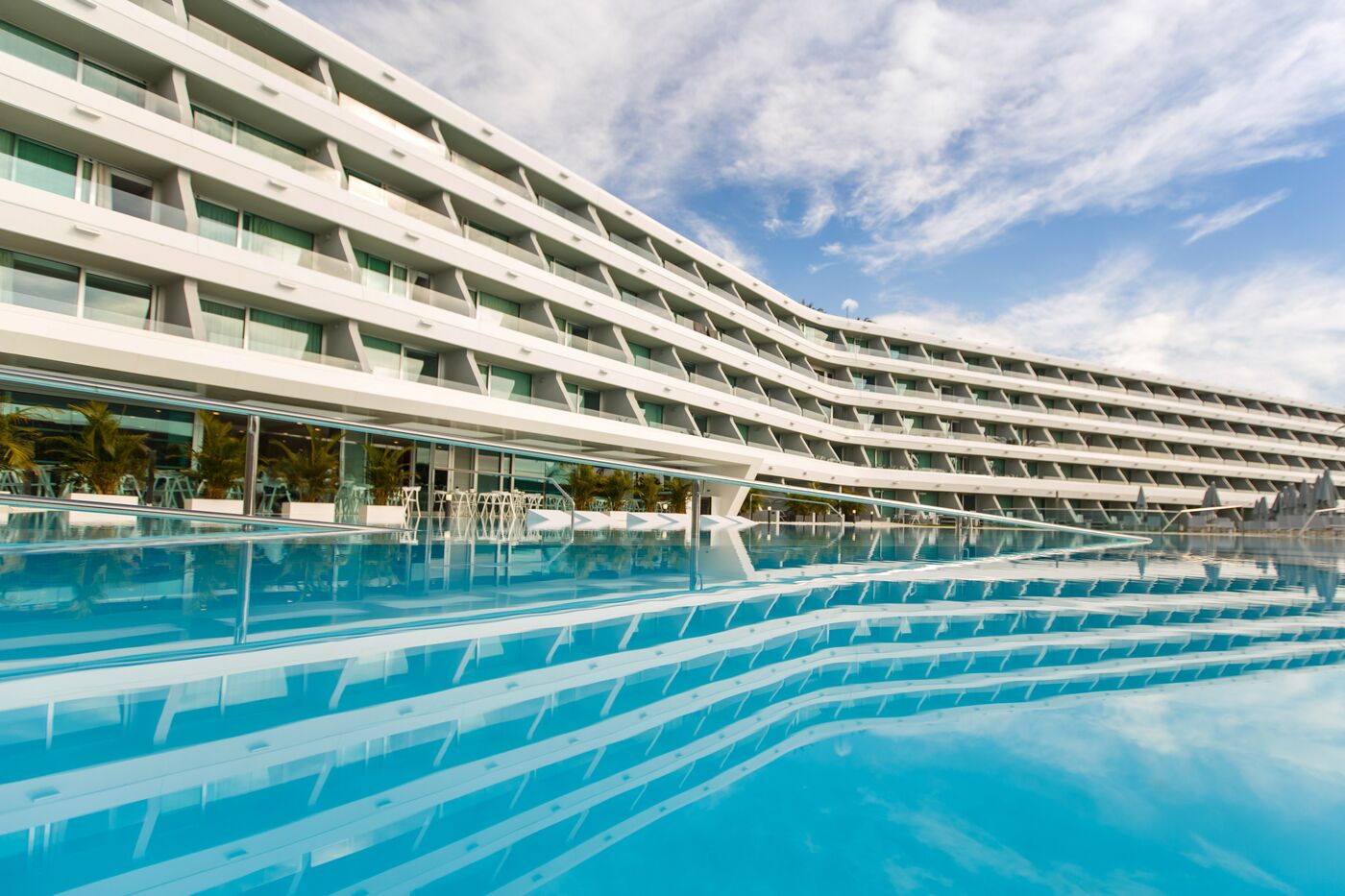 Image of Santa Monica Suites Hotel