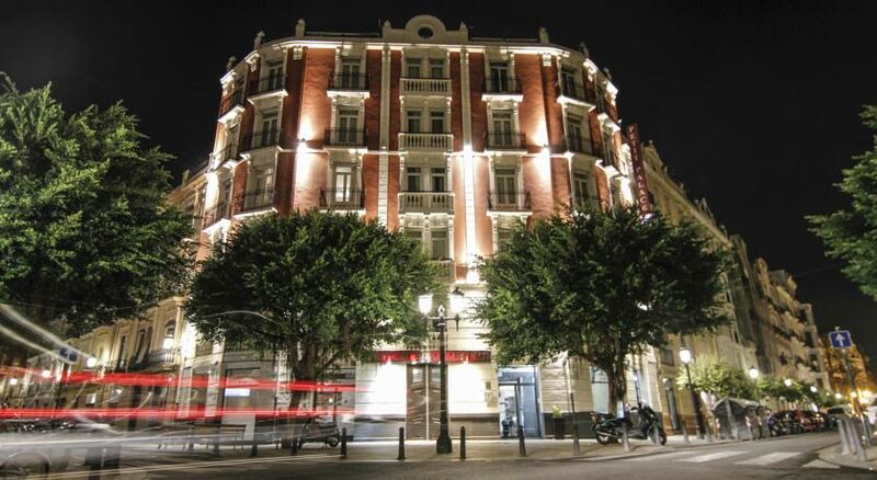 Image of Petit Palace Germanias