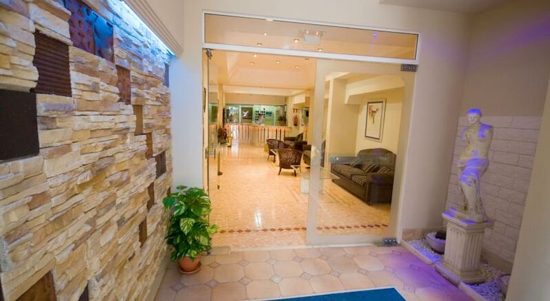 Image of Catalina Park Apartments