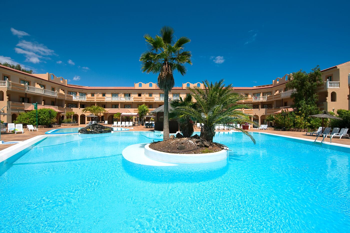 Image of Elba Lucia Sport and Suite Hotel