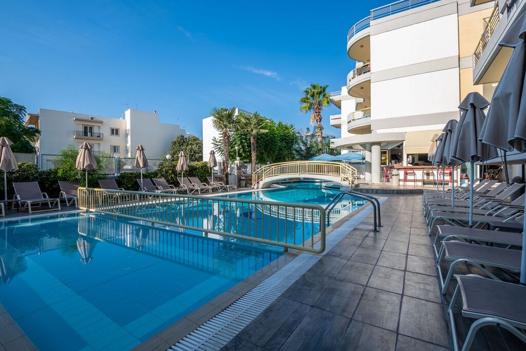 Image of Angela Hotel