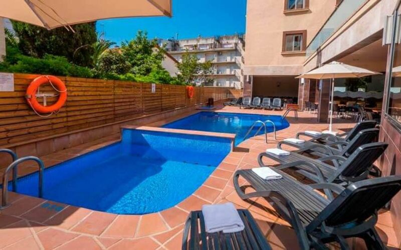 Image of Tossa Beach Center