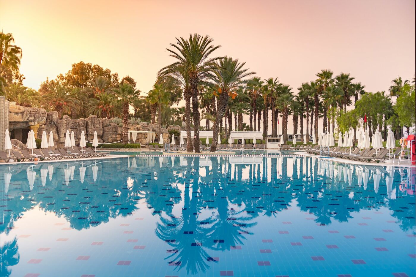 Image of Seven Seas Hotel Blue