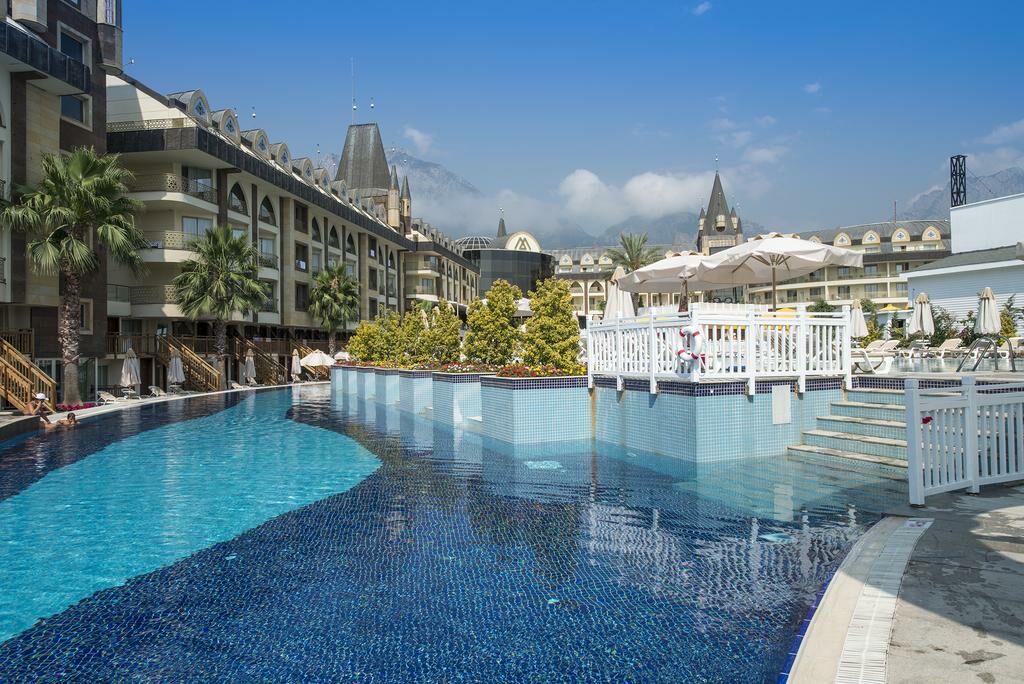 Image of Crystal Prestige Elite