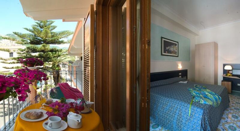 Image of Santa Lucia Hotel