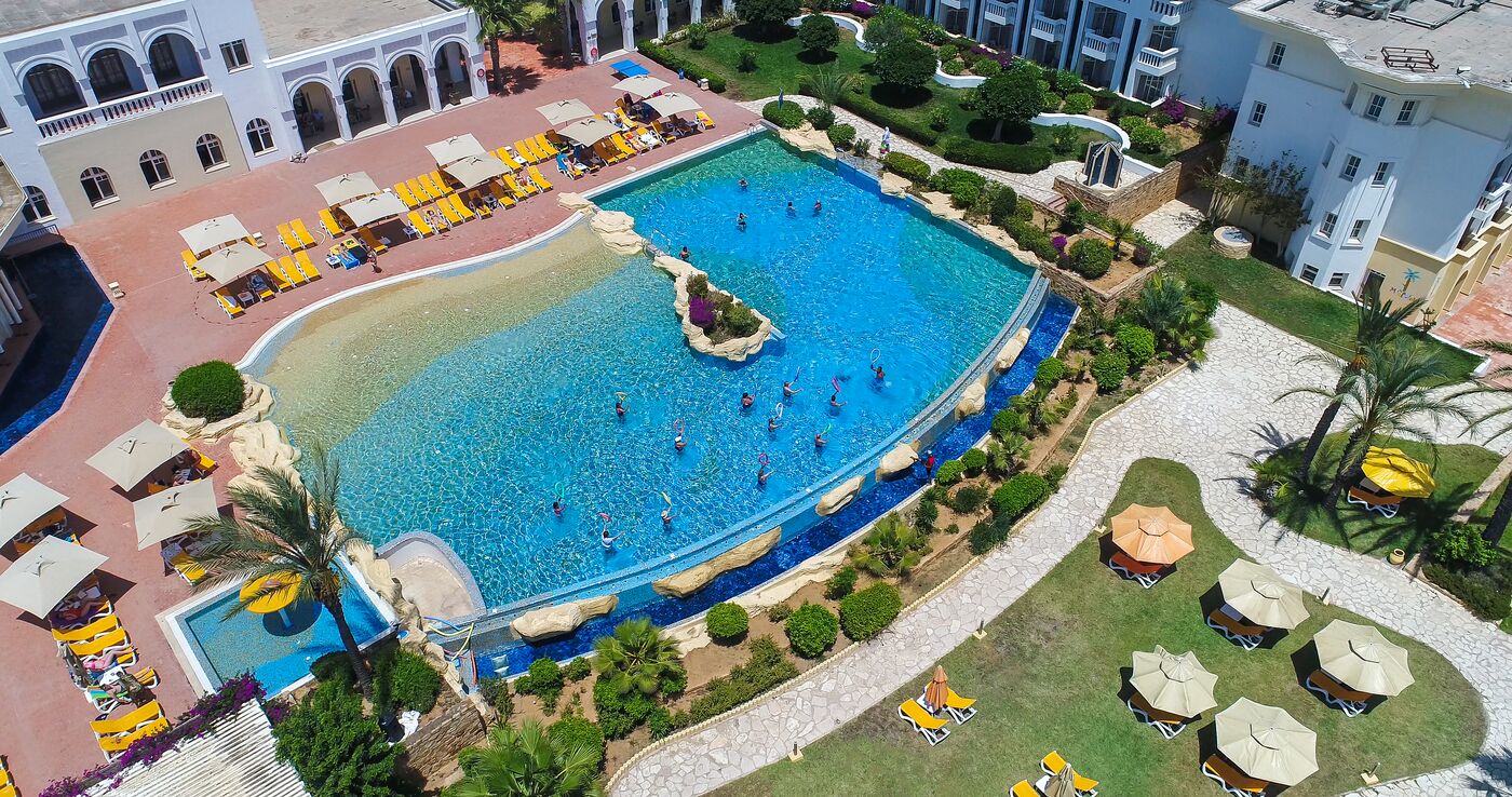 Image of Medina Belisaire and Thalasso