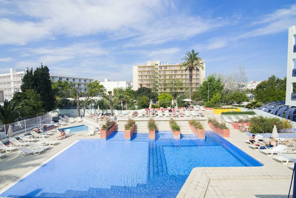 Image of Azuline Hotel Pacific