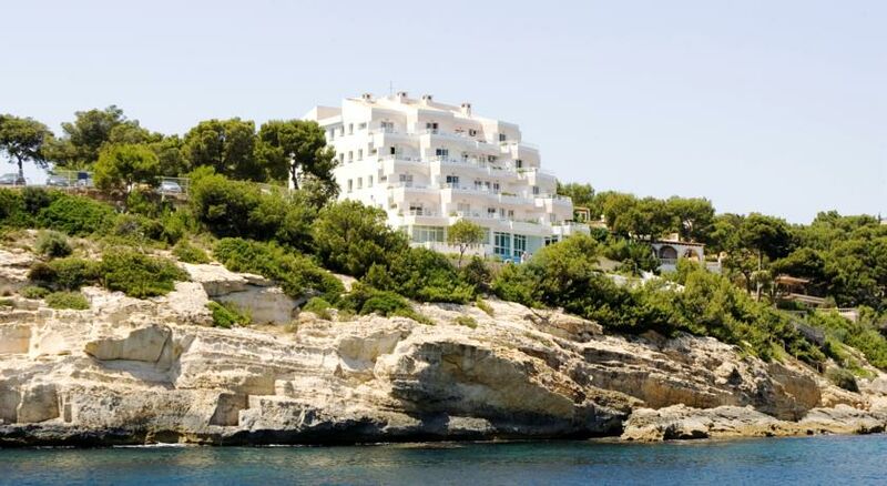 Image of Globales Cala Vinas Apartments - Adults Only
