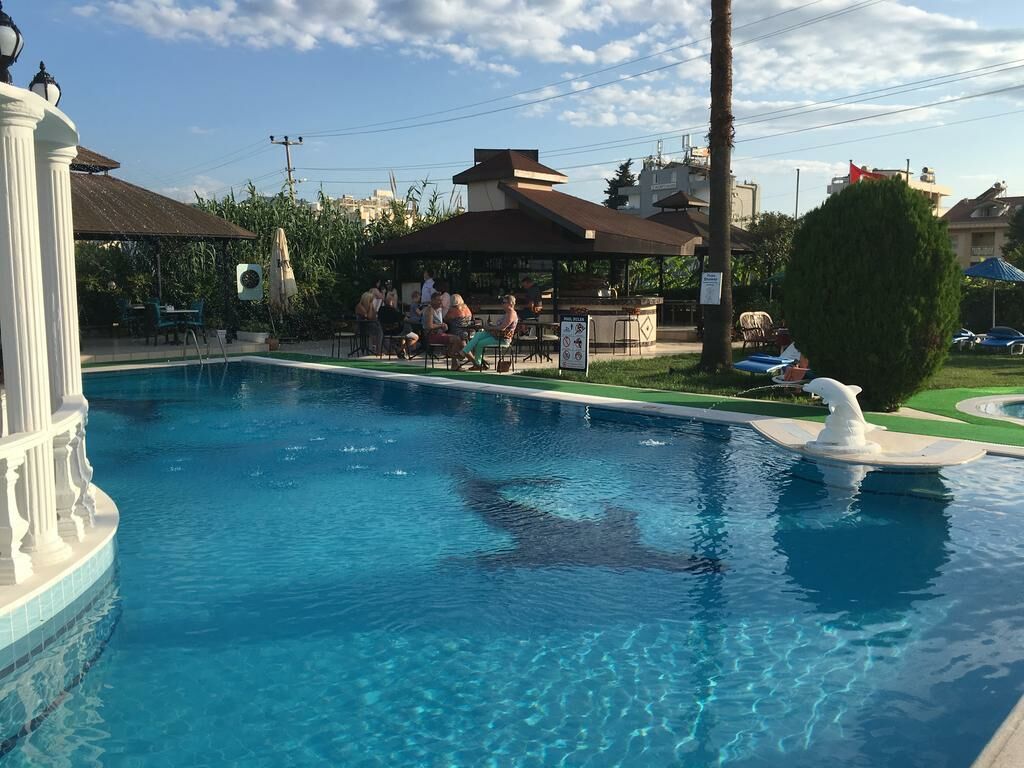 Image of Golden Moon Hotel