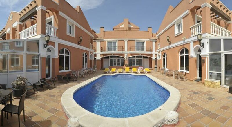 Image of Lloyds Beach Club