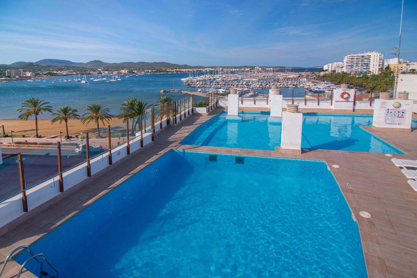 Image of Sunside - Central Park Apartments - Adults Only