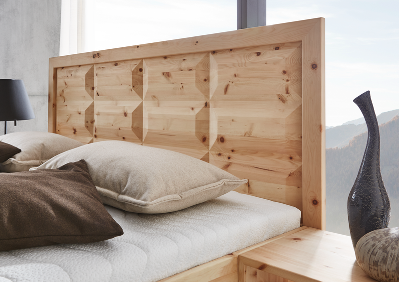 Bett Tyrol Bett aus Zirbenholz