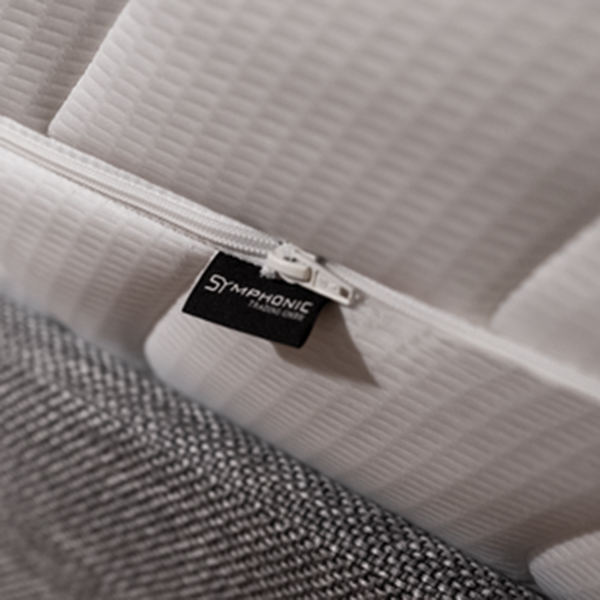 High quality and smart features in hotel beds, hotel mattresses, slatted frames and accessories.