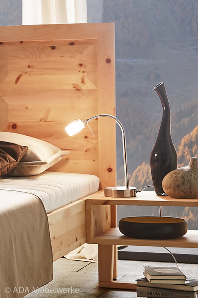 Bett Tyrol Bett aus Zirbenholz