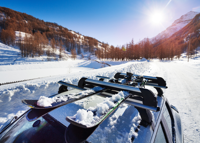 700 x 500- Porte skis