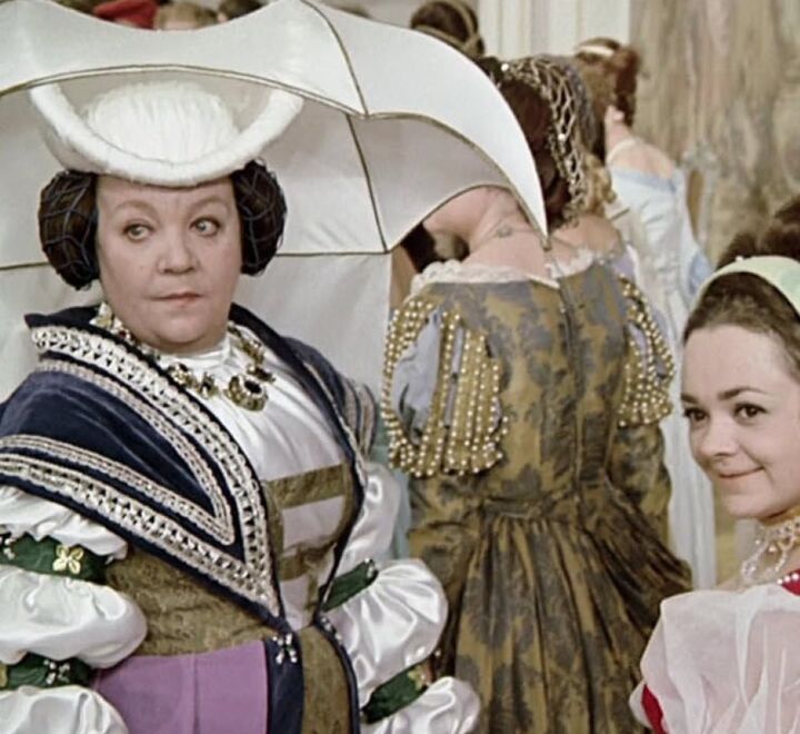 Stemoren fra filmen "Tre nøtter til Askepott".