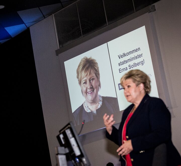 Det er et fullstendig brudd med egne verdier at en Høyre-statsminister ikke har åpnet for mer individuelle vurderinger, skriver Ole Gjems-Onstad.