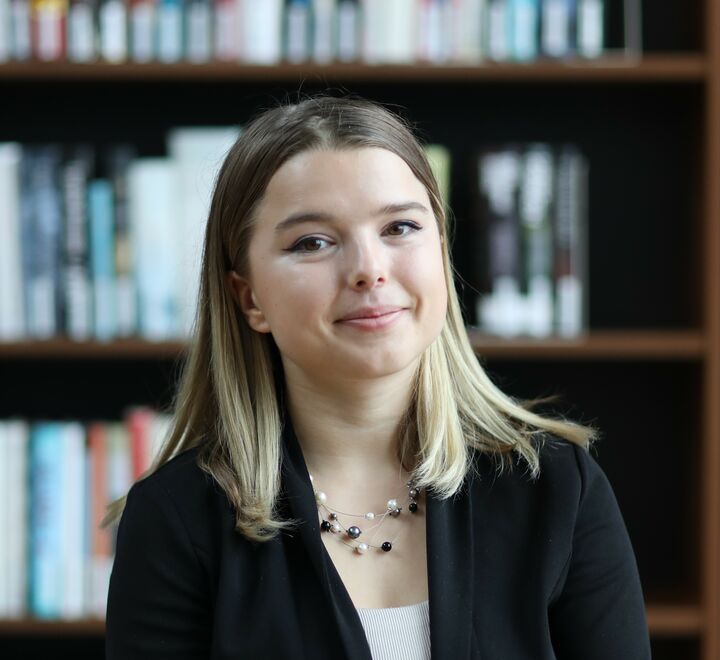 Helle Lyng Svendsen