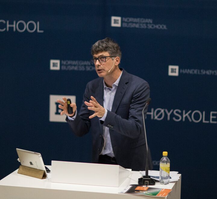 Per espen Stoknes about sustainability