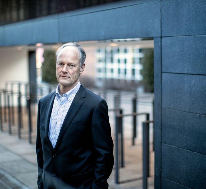 Politiet har vanligvis verken kapasitet eller kompetanse til å etterforske mistanke om svindel av det offentlige. Sakene blir derfor henlagt, skriver Petter Gottschalk.