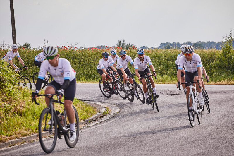 Logicor’s ‘Race'n'Raise’ raises funds for the Horizons Scholarship Fund