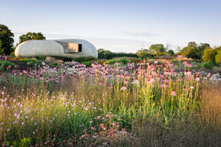 What Makes a Garden a Work of Art? Piet Oudolf Explains