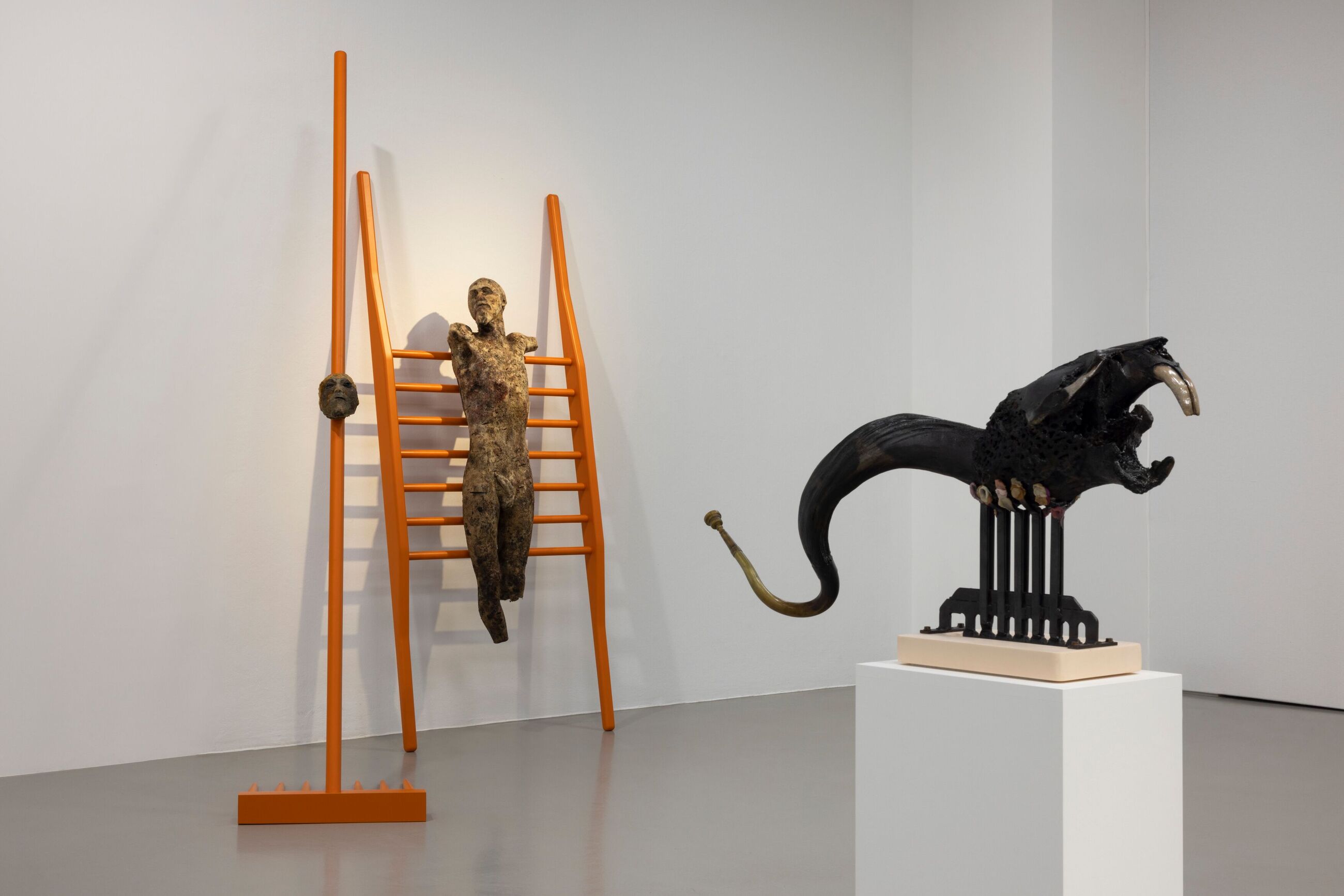 Roberto Cuoghi - Hauser \u0026 Wirth, image size:2600x1734