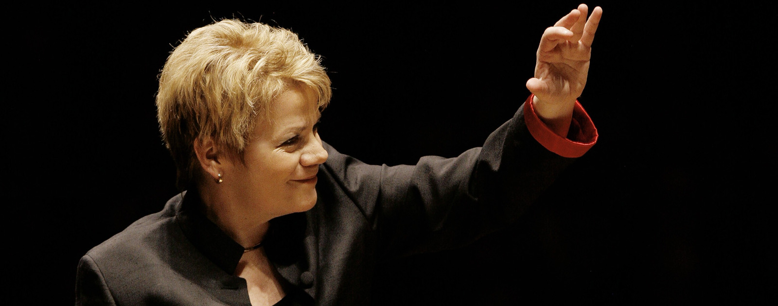Marin Alsop conductor credit Grant Leighton