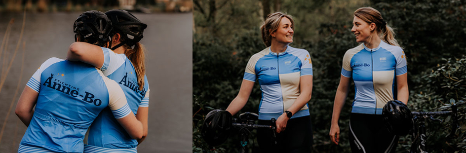 Master studenten Geneeskunde UvA Annelise Lagrand en Monica Schouten fietsen naar Parijs voor Stichting Anne-Bo.