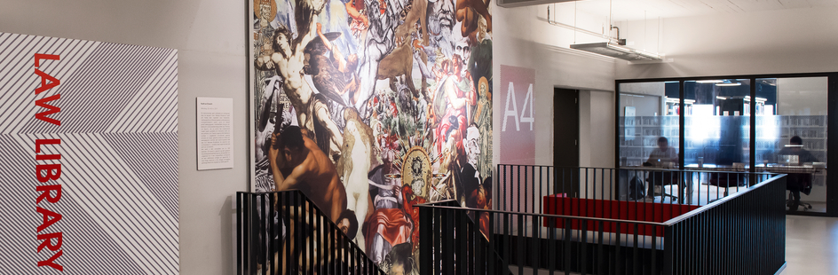 Juridische Bibliotheek vanuit de hal gezien