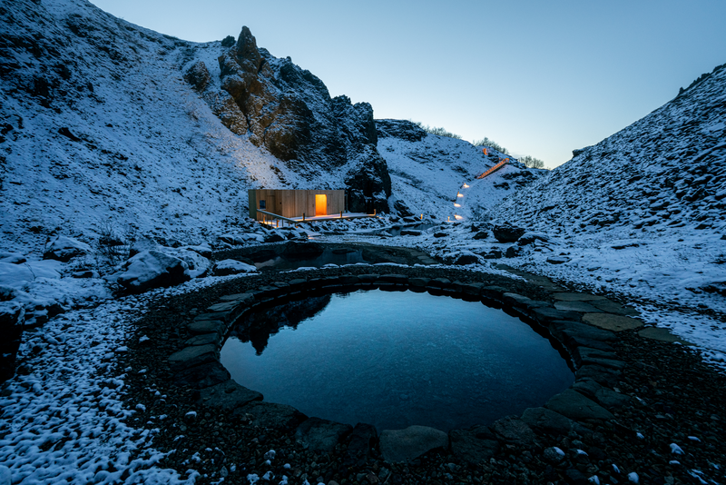 Giljabod-Canyon-baths-husafell