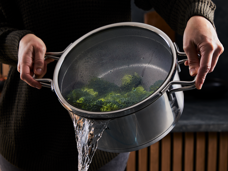 TFL_NORDICA_DRAINING-LID_STEWPOT