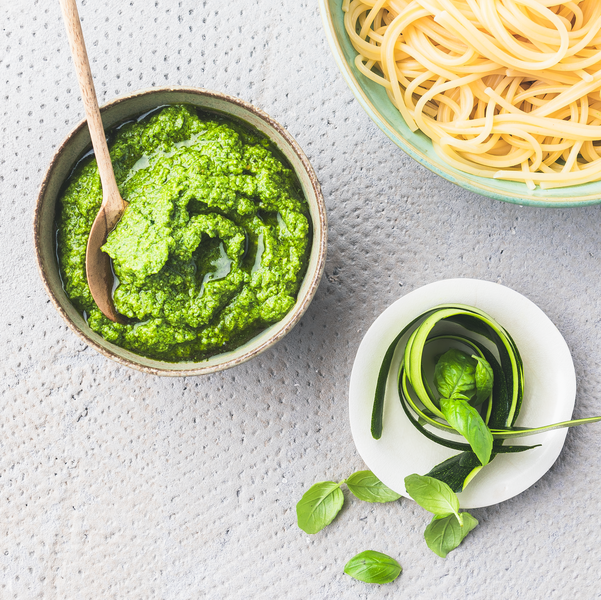 Zucchini zero waste pesto_Pesto 0 waste avec des épluchures de courgettes.tif