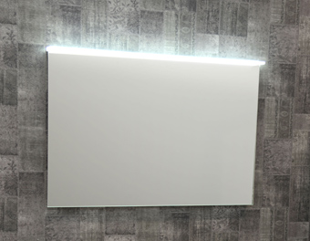 SPIEGEL+LED VERL.BOVEN 80X65