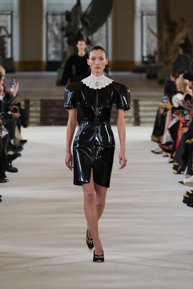 Schiaparelli Haute Couture W SS/24 - villa eugénie